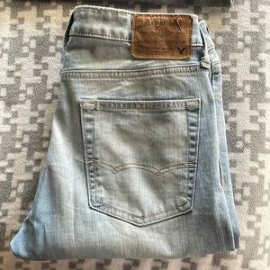 American Eagle Mens Denim light wash